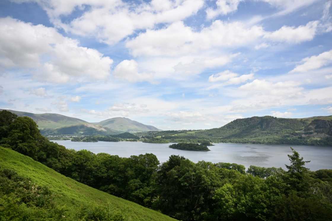 Prior to Brexit, Britain's agricultural and construction sectors had relied heavily on workers from central and eastern Europe
This full employment to which so many countries, faced with mass unemployment, aspire makes workers happy, but complicates the life of companies, especially SMEs. A photograph taken on June 20, 2022 shows the Derwent Water lake by the town of Keswick in the Lake District, north west England. Prior to Brexit, Britain's agricultural and construction sectors had relied heavily on workers from central and eastern Europe
This full employment to which so many countries, faced with mass unemployment, aspire makes workers happy, but complicates the life of companies, especially SMEs. A photograph taken on June 20, 2022 shows the Derwent Water lake by the town of Keswick in the Lake District, north west England.