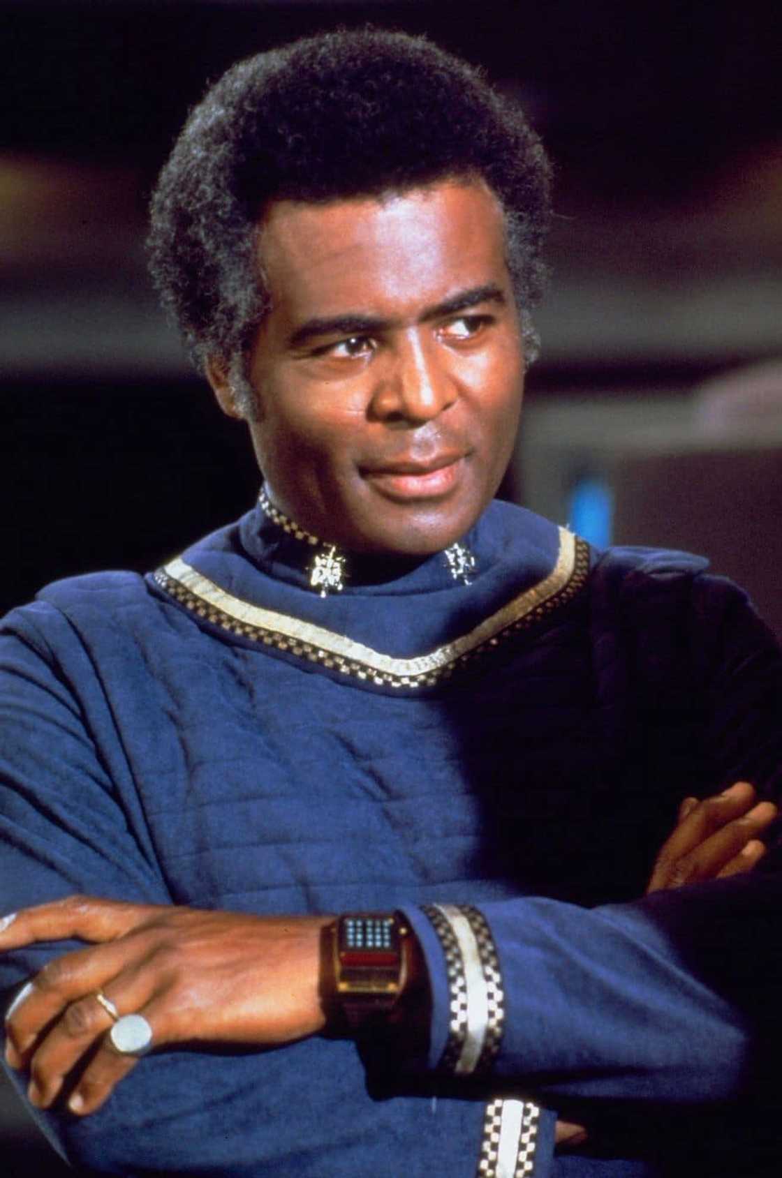 Who is the oldest living actor Who is the oldest living actor