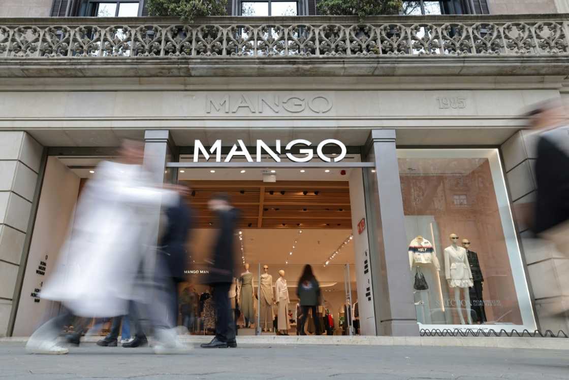 Mango strives to quickly adjust its production to the latest fashion trends while offering affordable prices Mango strives to quickly adjust its production to the latest fashion trends while offering affordable prices