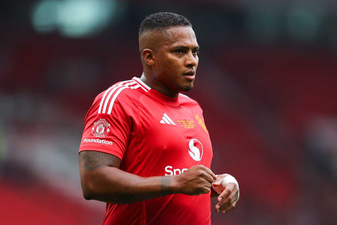 Antonio Valencia career, Antonio Valencia Manchester United trophies, Antonio Valencia retirement return, Wythenshawe veterans squad, Cheshire Veterans Football League, Antonio Valencia news, ex Manchester United players veterans team Antonio Valencia career, Antonio Valencia Manchester United trophies, Antonio Valencia retirement return, Wythenshawe veterans squad, Cheshire Veterans Football League, Antonio Valencia news, ex Manchester United players veterans team