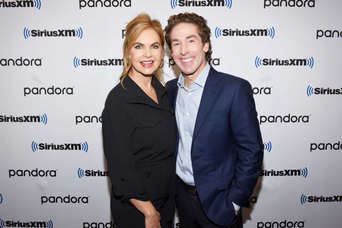 Is Joel Osteen divorced?