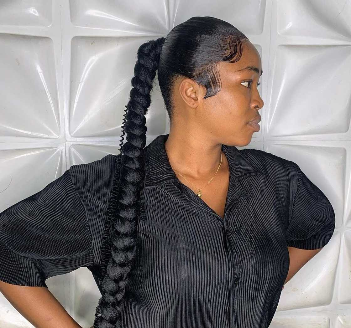 Frontal hairstyles Frontal hairstyles