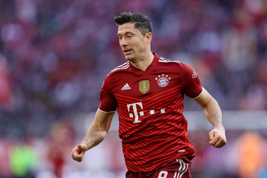 Former Barcelona star shuns Lionel Messi and Ronaldo, names who deserves to win Ballon d'Or this year Former Barcelona star shuns Lionel Messi and Ronaldo, names who deserves to win Ballon d'Or this year