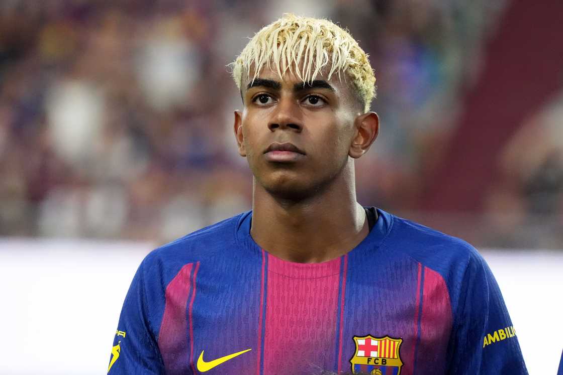 Barcelona Legend Predicts His Ballon d'Or Top 3, Leaves Out Lamine Yamal Barcelona Legend Predicts His Ballon d'Or Top 3, Leaves Out Lamine Yamal