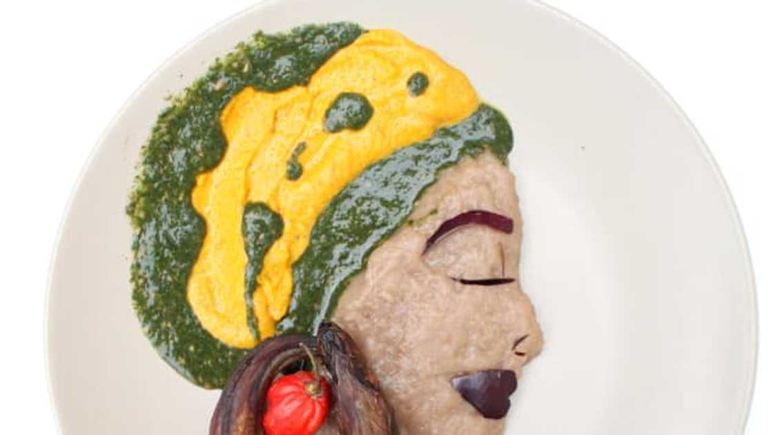 Meet Haneefah Adam the artist who can turn your ‘m3ko’, jollof and ‘nkosua’ into beautiful art Meet Haneefah Adam the artist who can turn your ‘m3ko’, jollof and ‘nkosua’ into beautiful art