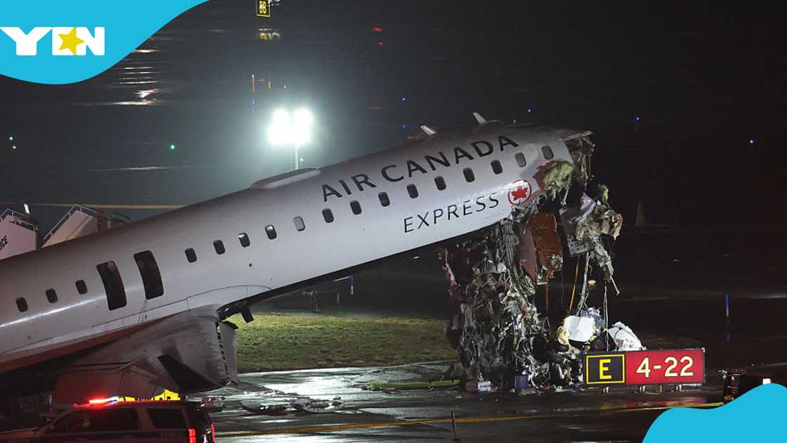 Air Canada Plane Crash, New York's Laguardia Airport, US plane crash, Aviation accident Air Canada Plane Crash, New York's Laguardia Airport, US plane crash, Aviation accident