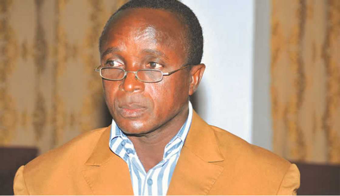 A man wearing spectacles A man wearing spectacles