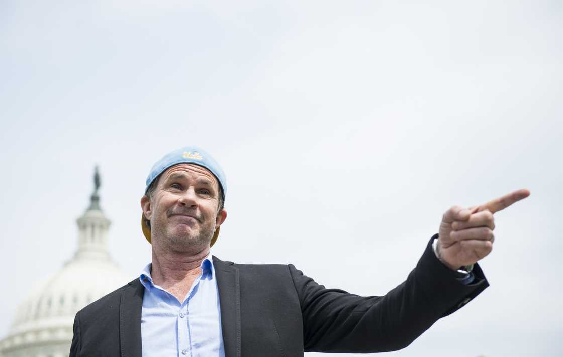 What is Chad Smith's net worth? What is Chad Smith's net worth?