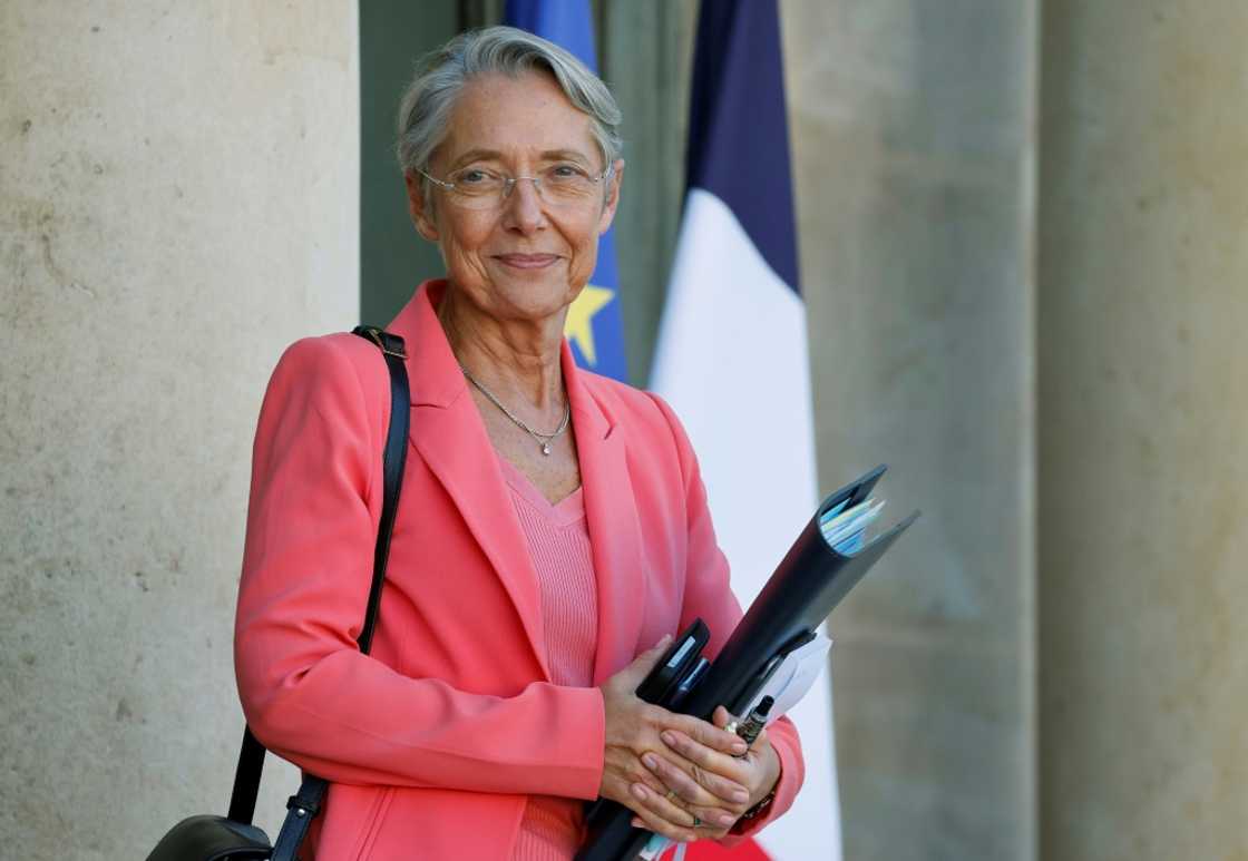 Prime Minister Elisabeth Borne will not call the customary confidence vote in parliament Prime Minister Elisabeth Borne will not call the customary confidence vote in parliament