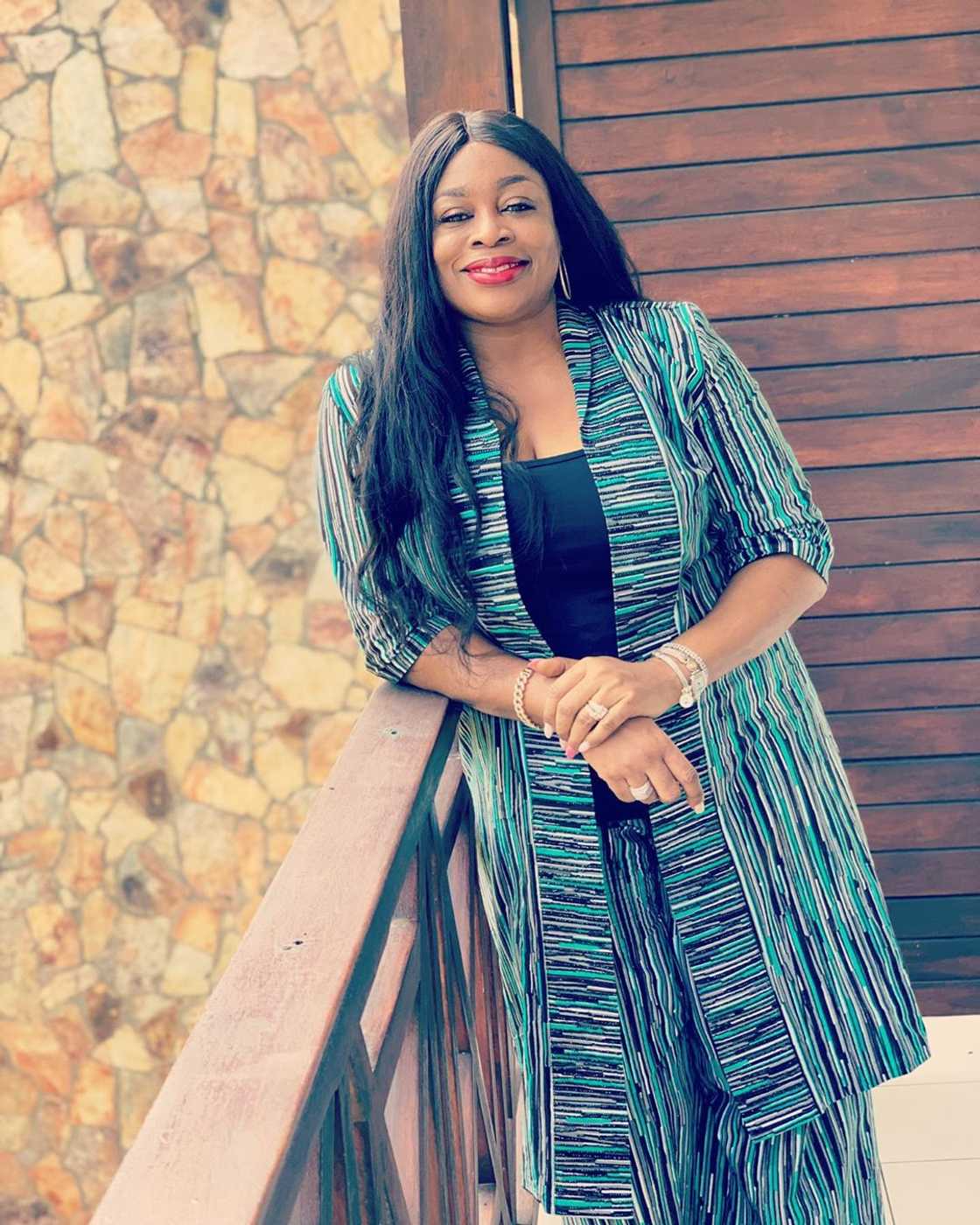 Sinach Sinach