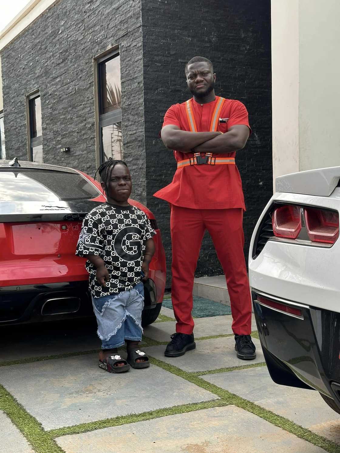 Stonebwoy's body guard, Alahye Bobo, Ghana, Stonebwoy, Ayisha Modi, Kumasi, Ashaiman Stonebwoy's body guard, Alahye Bobo, Ghana, Stonebwoy, Ayisha Modi, Kumasi, Ashaiman