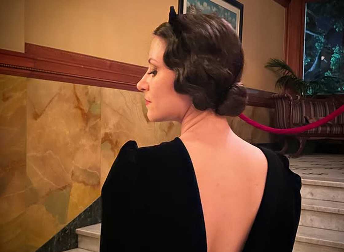 The pompadour The pompadour