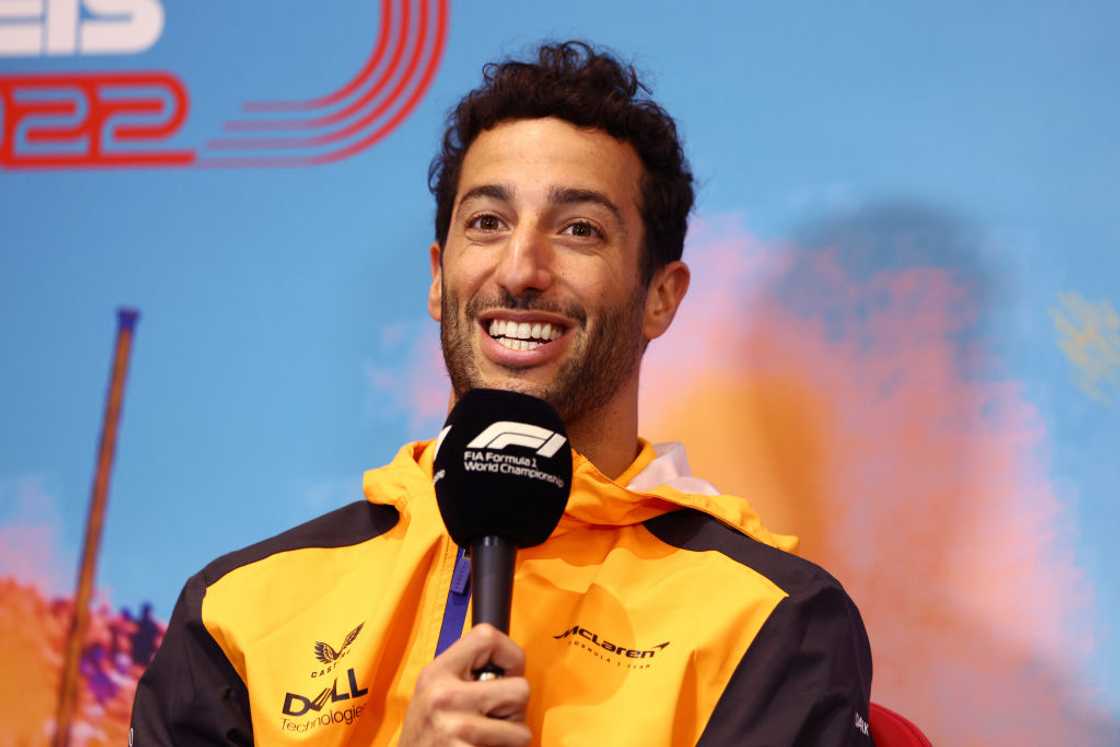 How much do f1 drivers make How much do f1 drivers make