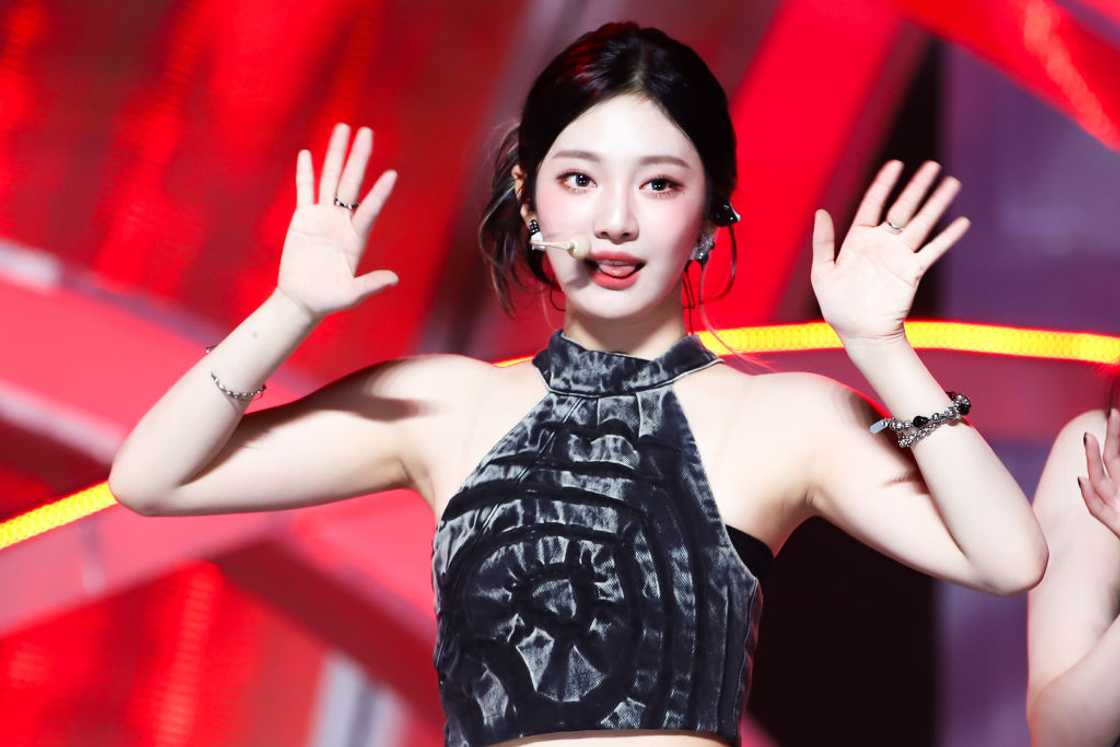 Ningning of Aespa on stage Ningning of Aespa on stage