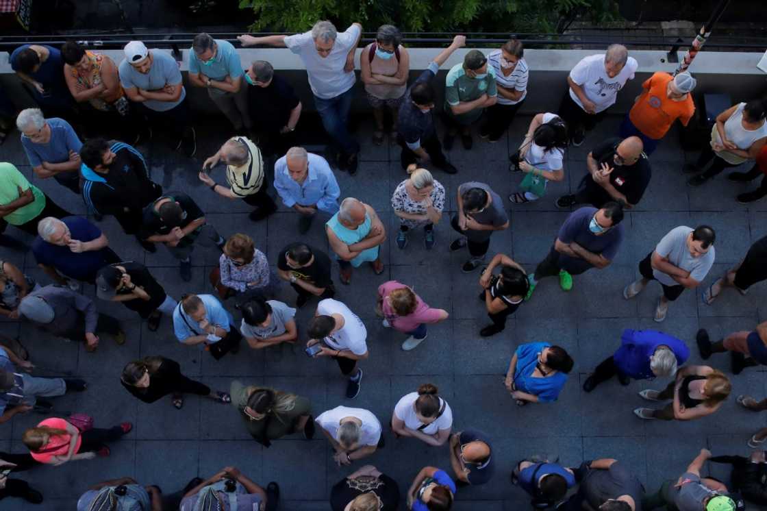 People queue outside a polling station in Sao Paulo, Brazil, on October 30, 2022 during the presidential run-off election People queue outside a polling station in Sao Paulo, Brazil, on October 30, 2022 during the presidential run-off election