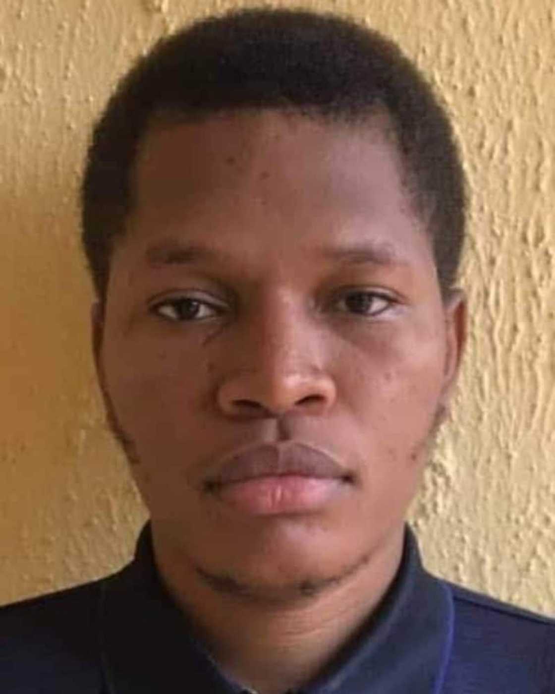 He later got a scholarship from the dean. He later got a scholarship from the dean.