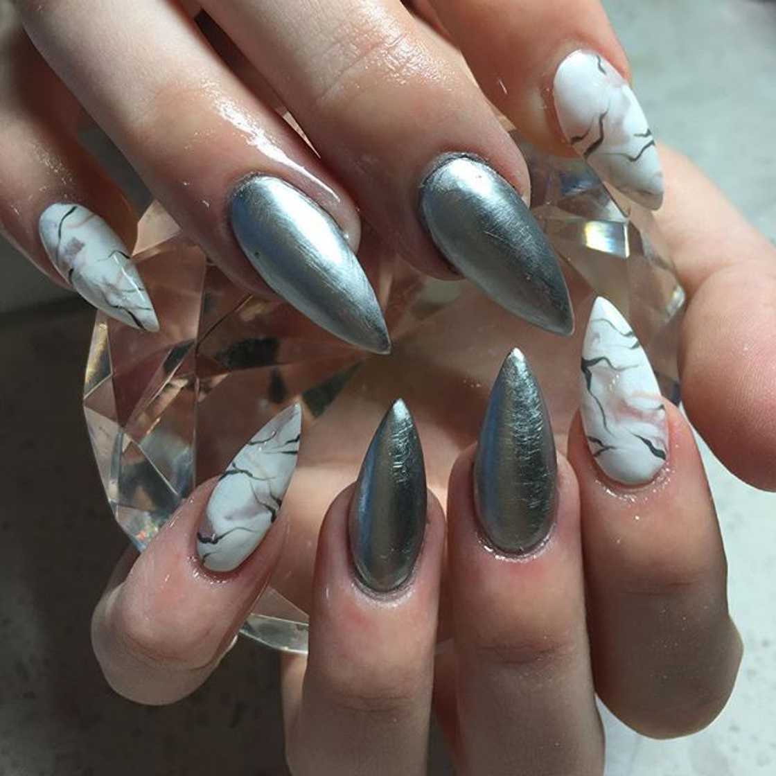 Marble nails