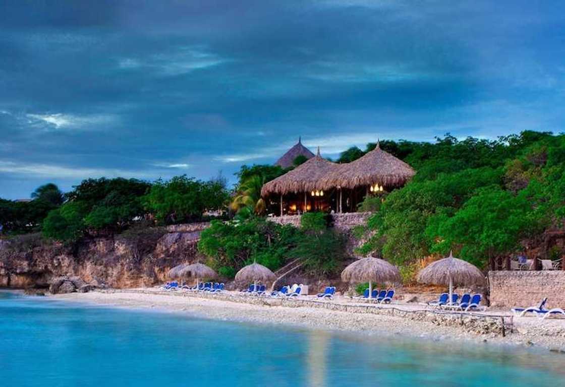 Beach resorts Beach resorts