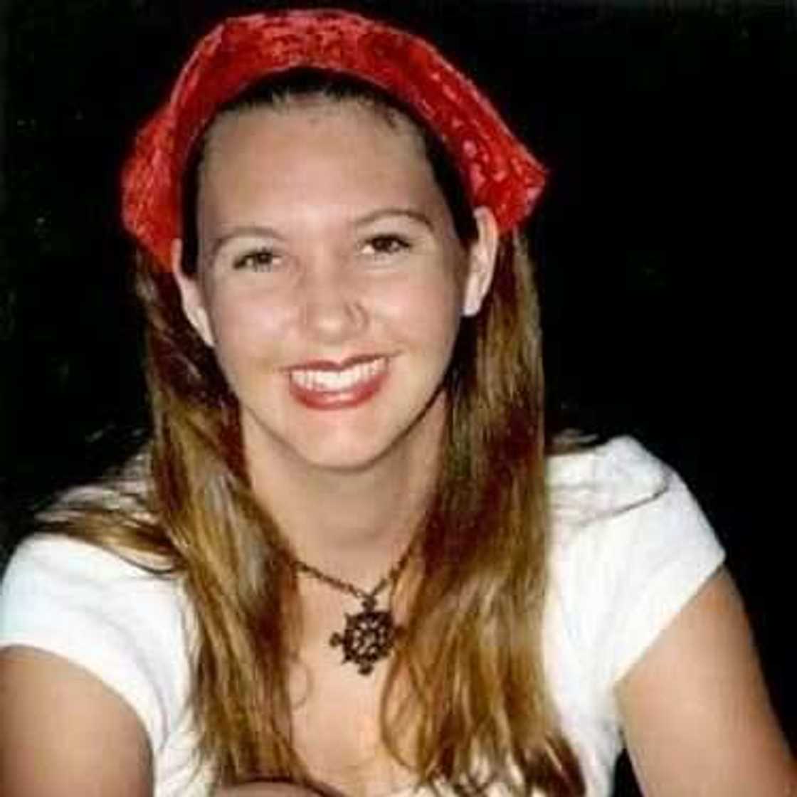 Cassie Gaines Cassie Gaines