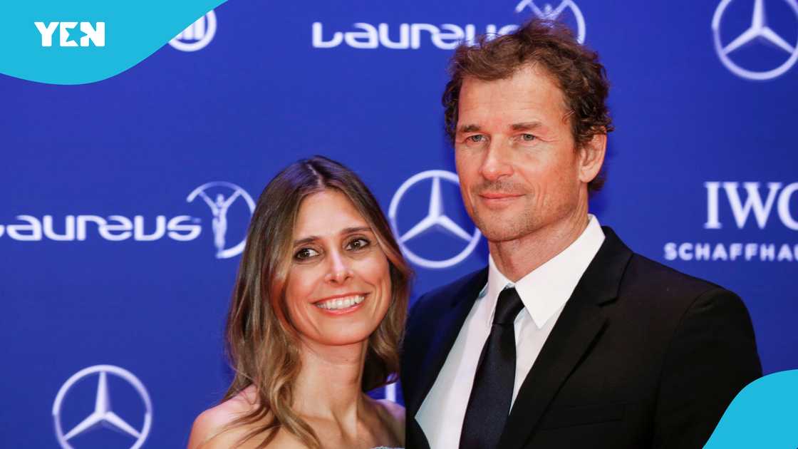 Arsenal Legend Dumped by Wife After He Attacked Neighbour’s Home With Chainsaw Arsenal Legend Dumped by Wife After He Attacked Neighbour’s Home With Chainsaw