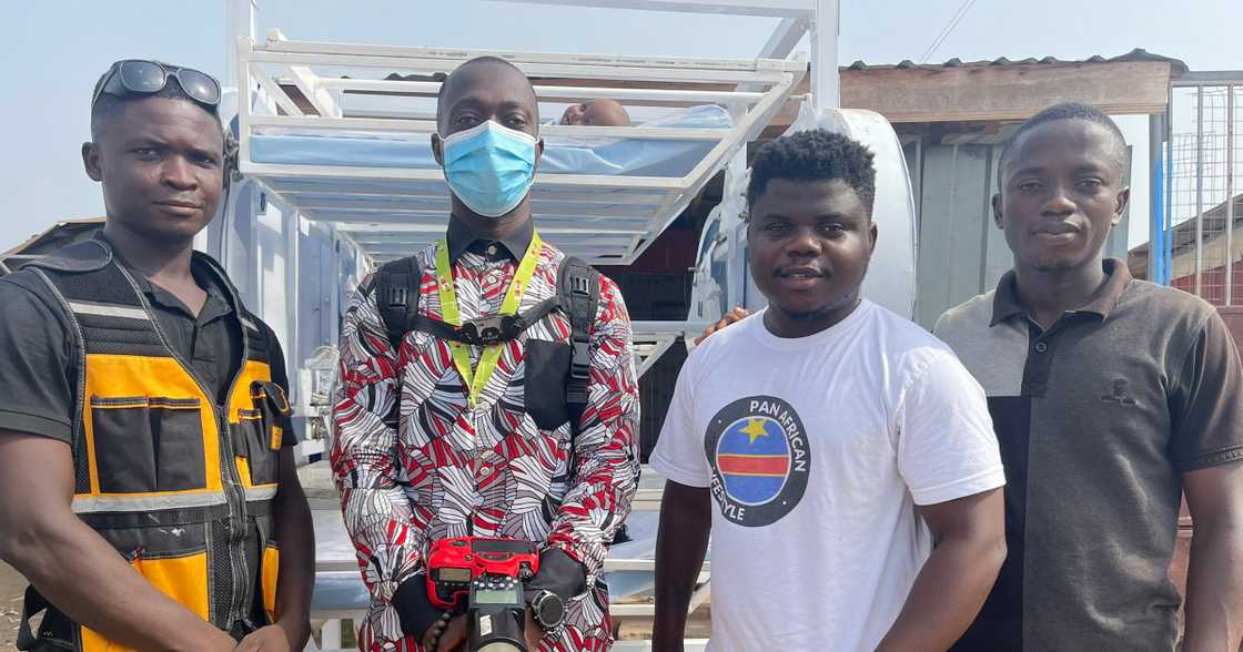 Wode Maya meets automated neonatal bed inventors Wode Maya meets automated neonatal bed inventors