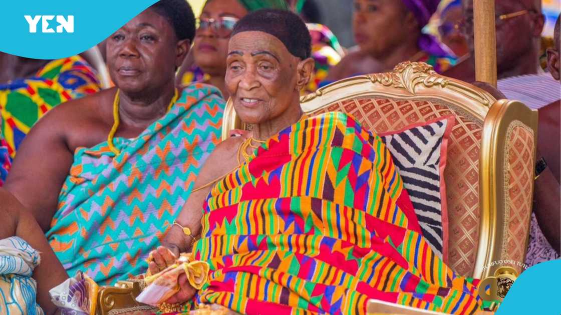 Asantehemaa's funeral, Otumfuo Fontomfrom Hemaa, Nana Ama Akyia, Nana Konadu Yiadom III, No big earrings, No anklets. Asantehemaa's funeral, Otumfuo Fontomfrom Hemaa, Nana Ama Akyia, Nana Konadu Yiadom III, No big earrings, No anklets.
