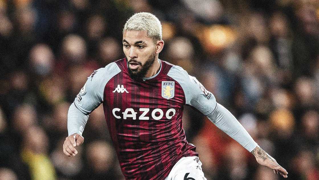 Douglas Luiz Douglas Luiz