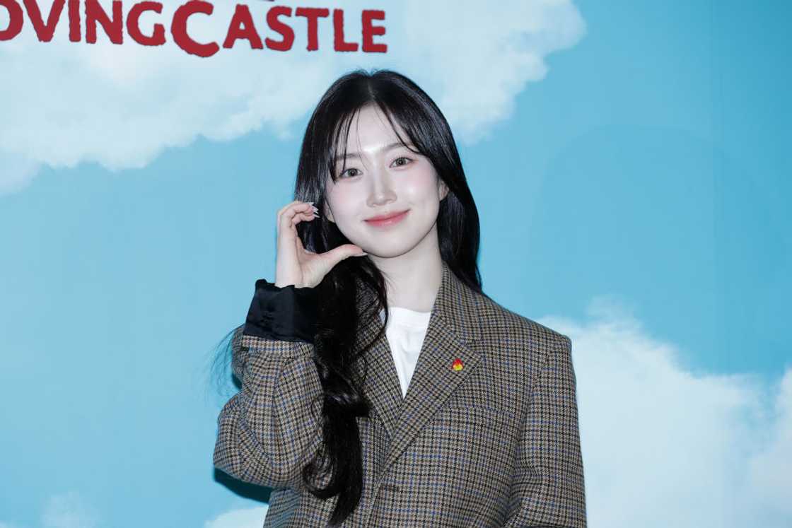 Haewon of girl group NMIXX attends the unveiling of the LOEWE X Howl's Moving Castle. Haewon of girl group NMIXX attends the unveiling of the LOEWE X Howl's Moving Castle.