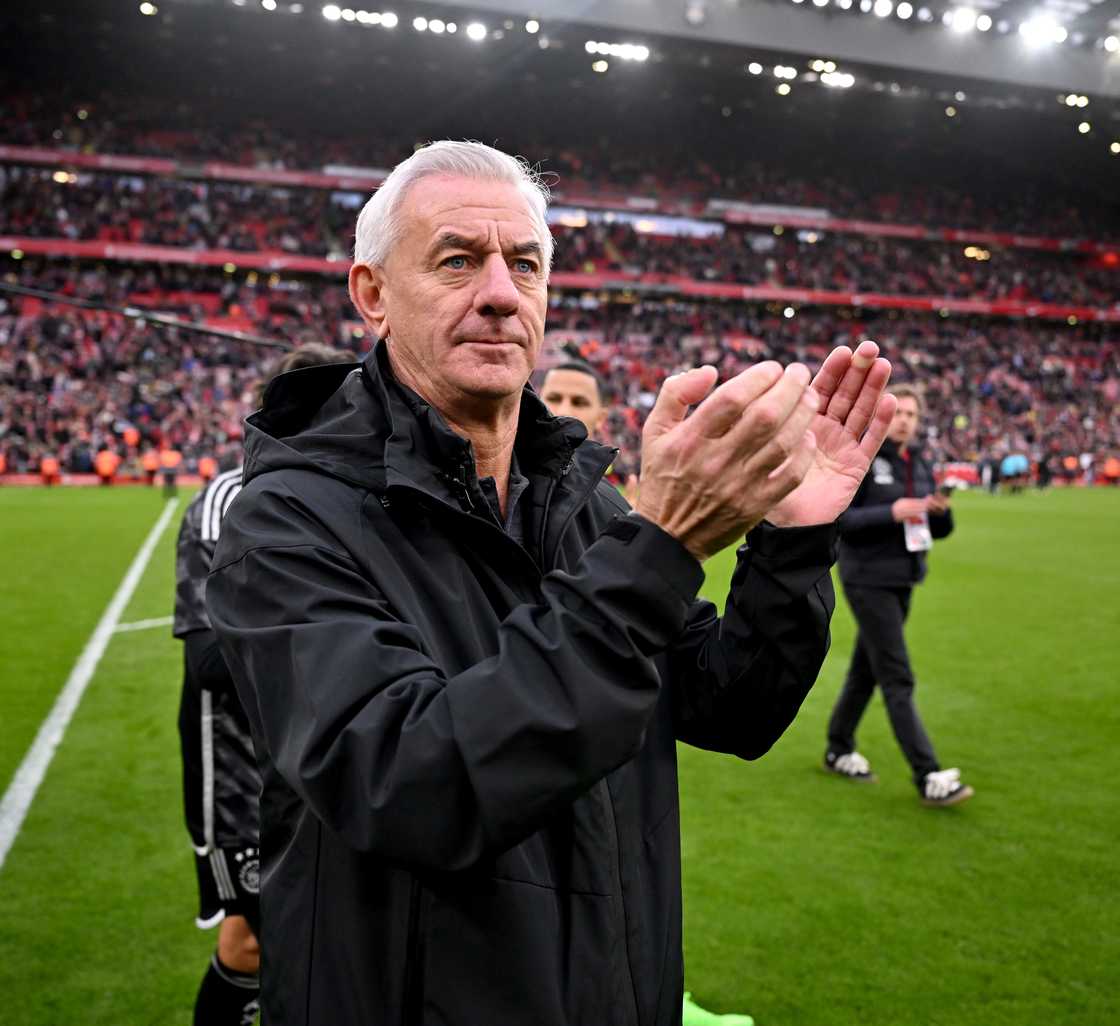 Ian Rush: Liverpool legend hospitalised after suffering breathing difficulties Ian Rush: Liverpool legend hospitalised after suffering breathing difficulties
