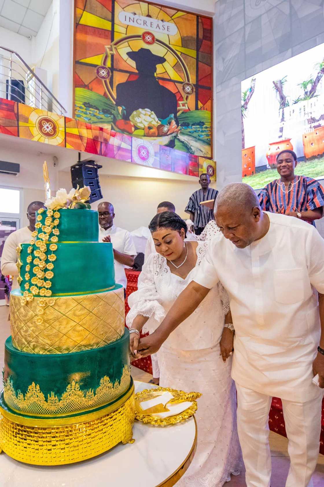 John Mahama and Lordina cut surprise birthday cake for Lordina.