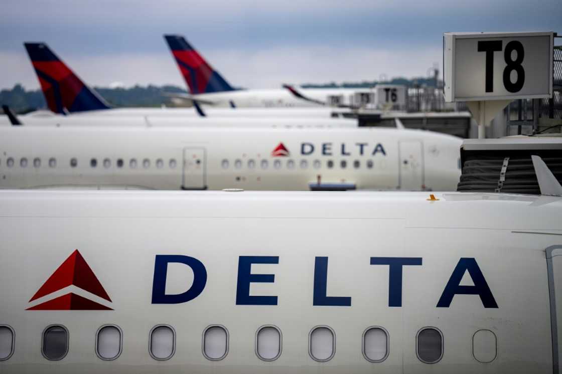 Delta Air Lines reported lower profits as growth in operating expenses outpaced that of revenues Delta Air Lines reported lower profits as growth in operating expenses outpaced that of revenues
