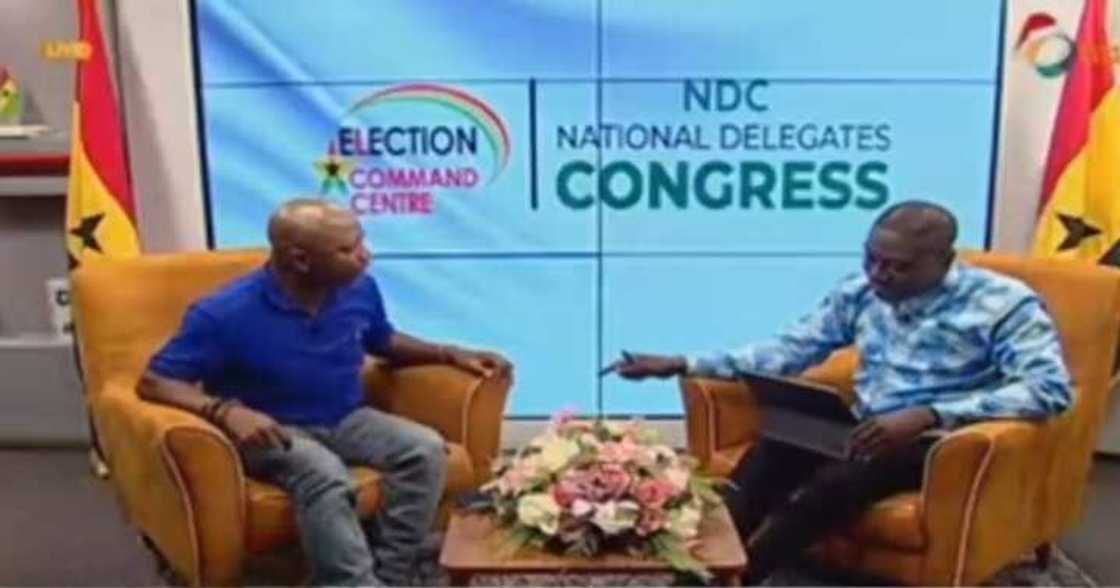 Captain Smart and Ras Mubarak engage in heated argument. Captain Smart and Ras Mubarak engage in heated argument.