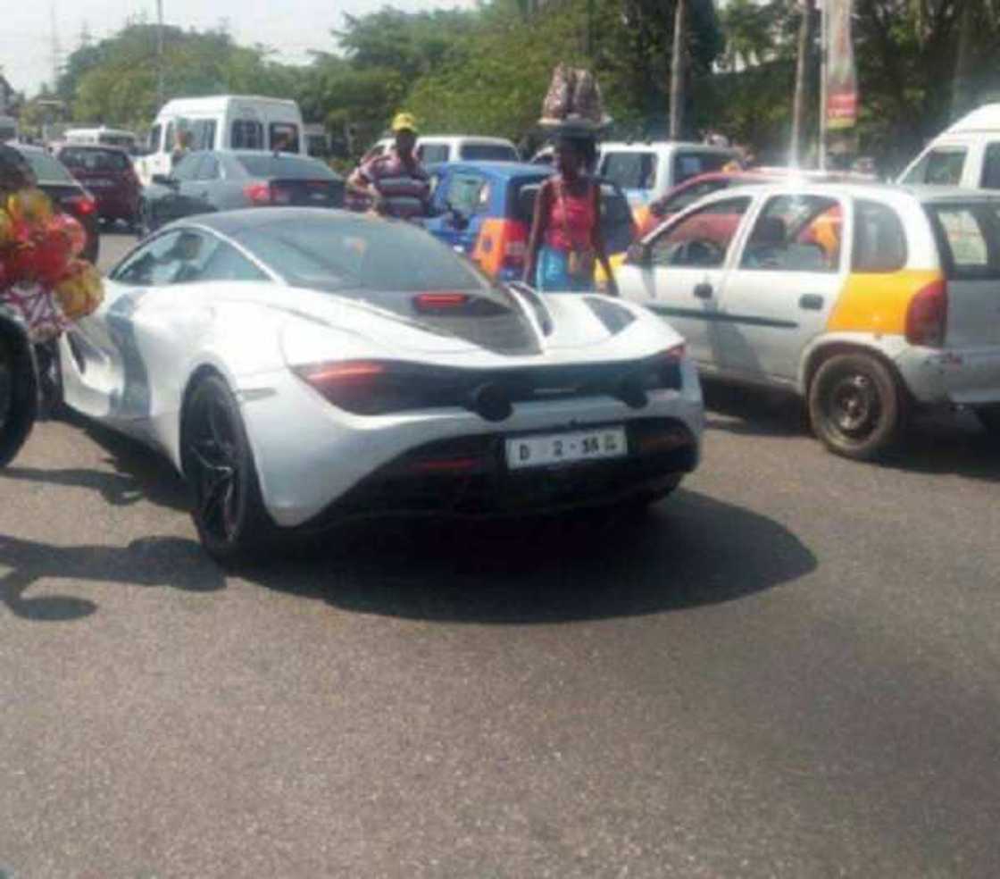 Kwame Despite flaunts his over GH1m black and white powerful car in recent photos Kwame Despite flaunts his over GH1m black and white powerful car in recent photos