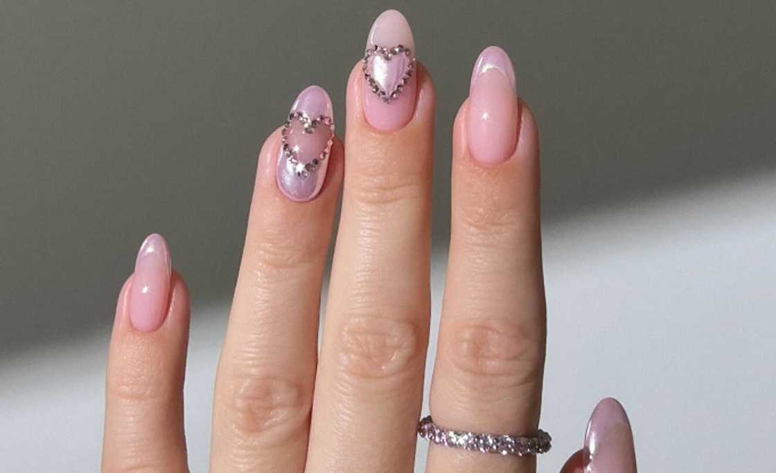 Negative space rhinestone nail designs Negative space rhinestone nail designs