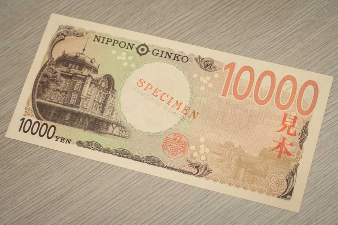 A strengthening Japanese yen helped push Tokyo stocks down at the open A strengthening Japanese yen helped push Tokyo stocks down at the open