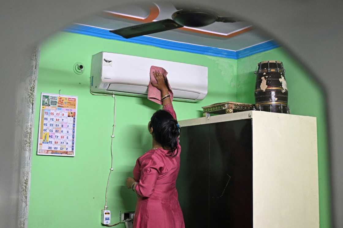 Aarti Verma is about to join the growing ranks of Indians installing air conditioning to secure relief from sometimes deadly temperatures that can reach nearly 50 Celsius Aarti Verma is about to join the growing ranks of Indians installing air conditioning to secure relief from sometimes deadly temperatures that can reach nearly 50 Celsius