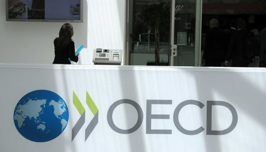 The OECD called for 'stronger efforts' to contain spending and raise revenue