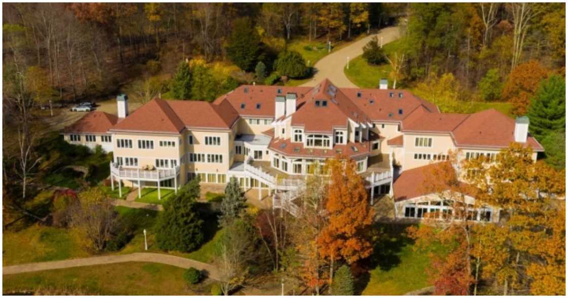 Mike Tyson's Connecticut Mansion Mike Tyson's Connecticut Mansion