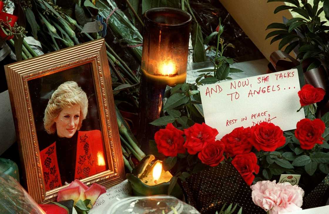 The death of Diana prompted an outpouring of national grief that senior royals initially seemed out of step with The death of Diana prompted an outpouring of national grief that senior royals initially seemed out of step with