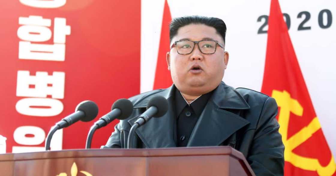 Kim Jong-un Bans Skinny Jeans, Calls Them Symbols of “Capitalistic Lifestyle” Kim Jong-un Bans Skinny Jeans, Calls Them Symbols of “Capitalistic Lifestyle”