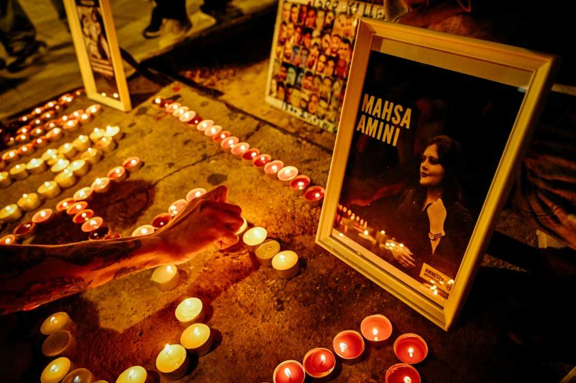 Iranians in Greece lit candles in Athens on Saturday to commemorate 40 days since the death of Mahsa Amini Iranians in Greece lit candles in Athens on Saturday to commemorate 40 days since the death of Mahsa Amini