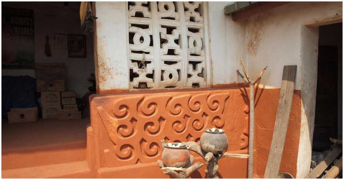 The present condition of the Asante Traditional Buildings The present condition of the Asante Traditional Buildings