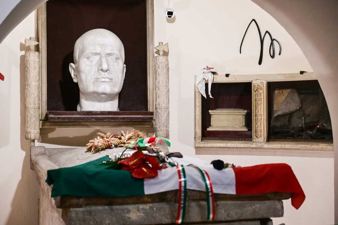 Mussolini's tomb draws tens of thousands of visitors each year Mussolini's tomb draws tens of thousands of visitors each year