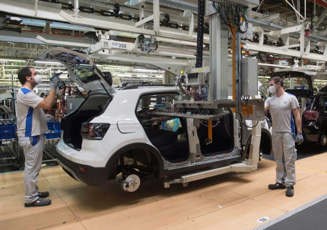 Semiconductors are essential elements of modern cars as well as the machines used to make them Semiconductors are essential elements of modern cars as well as the machines used to make them