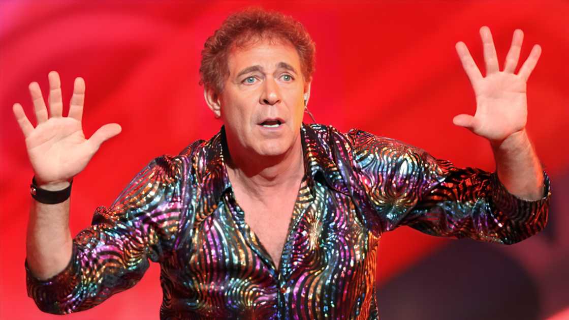 Barry Williams' net worth Barry Williams' net worth