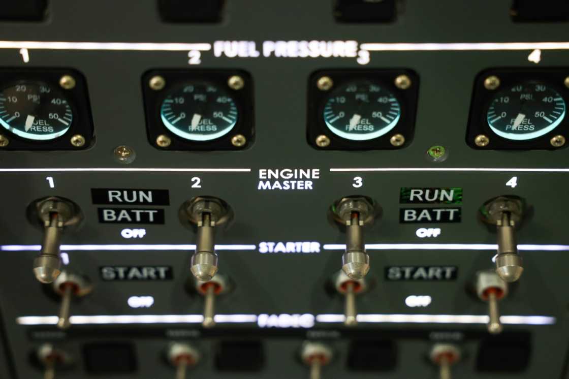 The dirigible is longer than an Airbus A380 but pumps out up to 75 percent less emissions, its developers say The dirigible is longer than an Airbus A380 but pumps out up to 75 percent less emissions, its developers say