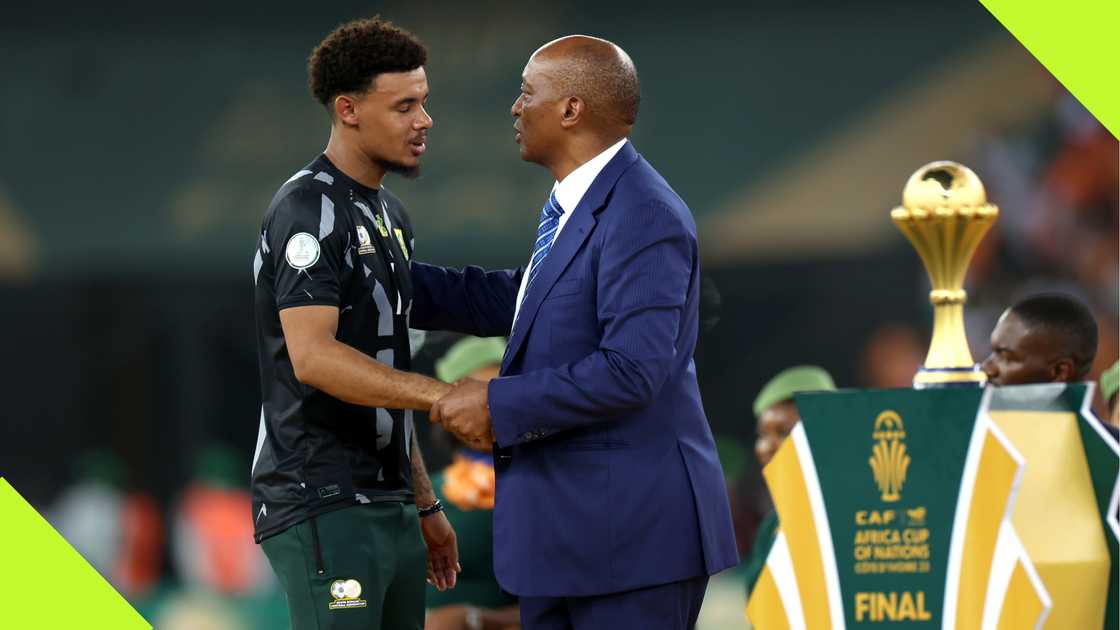 Ronwen Williams, CAF President Patrice Motsepe, South Africa, AFCON 2023 final, Olympic Stadium Ebimpe, Abidjan, Ivory Coast. Ronwen Williams, CAF President Patrice Motsepe, South Africa, AFCON 2023 final, Olympic Stadium Ebimpe, Abidjan, Ivory Coast.
