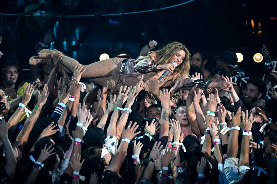 Colombian singer Shakira popped her hips and surfed the crowd ahead of accepting the 2023 MTV Video Vanguard award, the night's most prestigious prize Colombian singer Shakira popped her hips and surfed the crowd ahead of accepting the 2023 MTV Video Vanguard award, the night's most prestigious prize