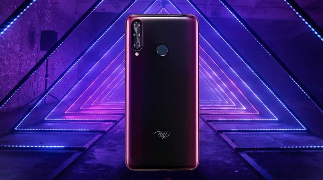 itel S15