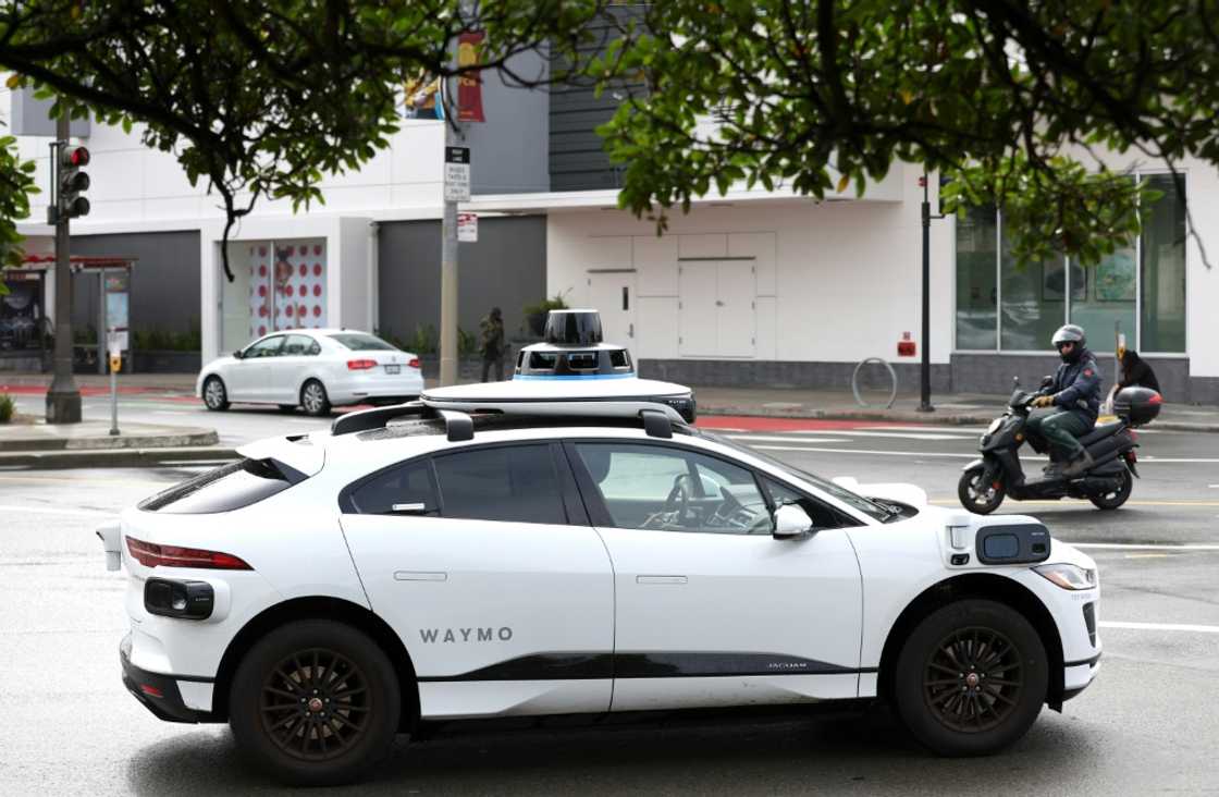 Uber plans to put Waymo self-driving cars to use with food deliveries as well as on-demand rides in Phoenix in a partnership between the companies Uber plans to put Waymo self-driving cars to use with food deliveries as well as on-demand rides in Phoenix in a partnership between the companies